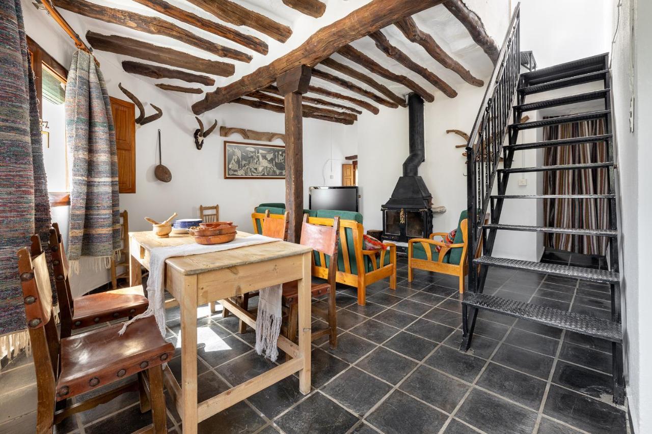 Casa Rural El Fuerte De Atabuey Trevelez Luaran gambar