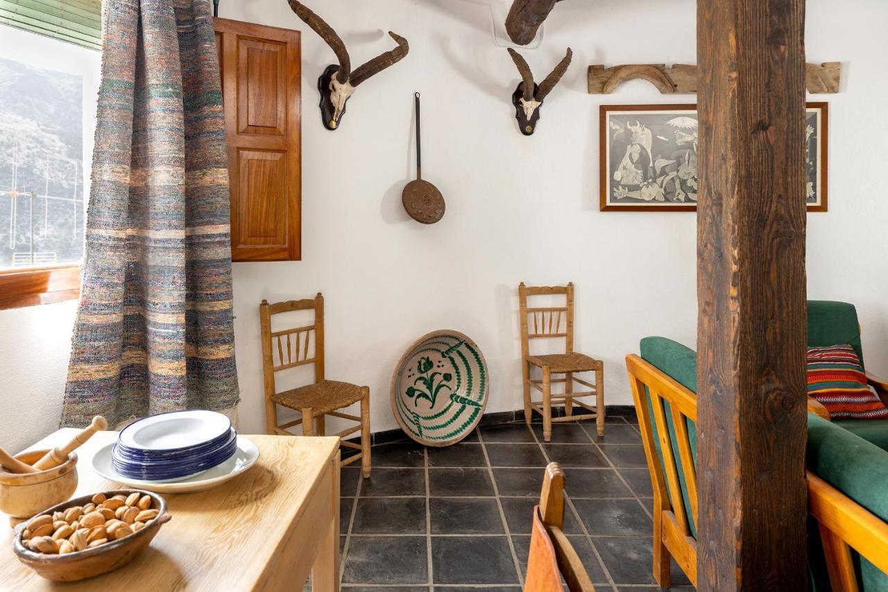 Casa Rural El Fuerte De Atabuey Trevelez Luaran gambar