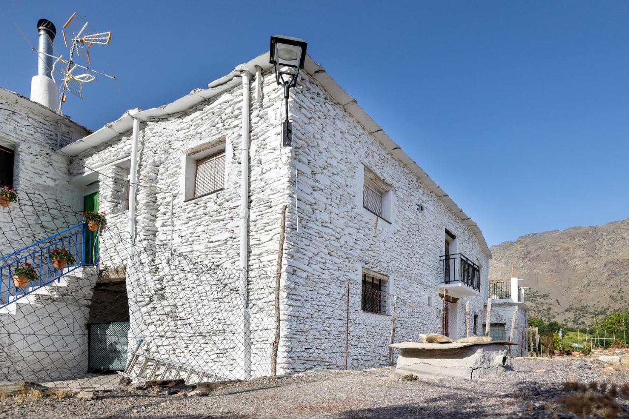 Casa Rural El Fuerte De Atabuey Trevelez Luaran gambar