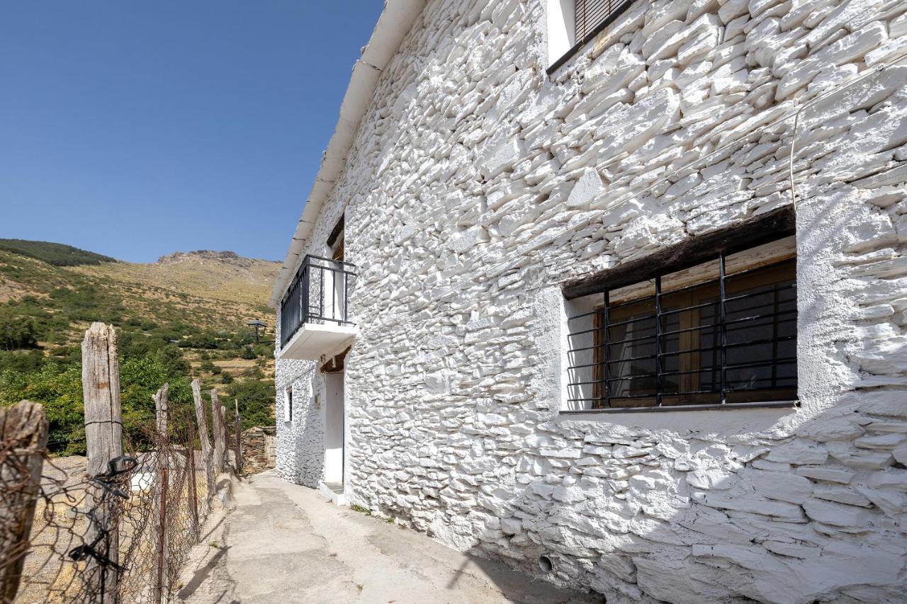 Casa Rural El Fuerte De Atabuey Trevelez Luaran gambar